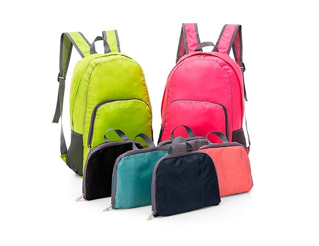 https://www.sillopromocional.com.br/content/interfaces/cms/userfiles/produtos/18539-mochila-foto1-220.jpg